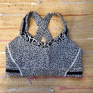 Lululemon stuff your bra size 6